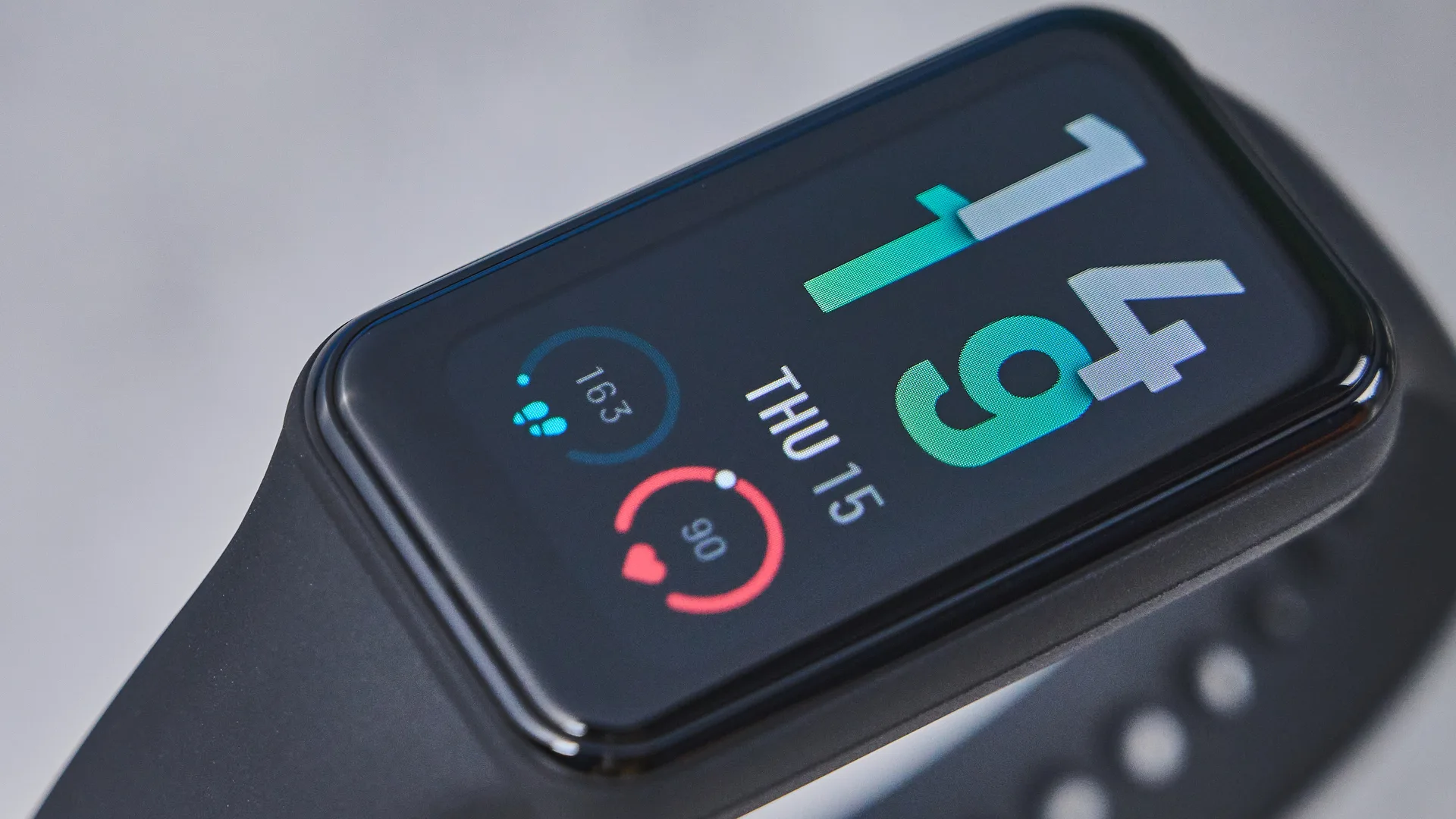 amazfit band 7 fitness tracker