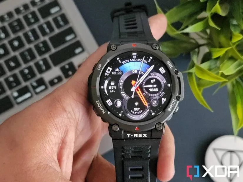Amazfit T-Rex 2 smartwatch image 2