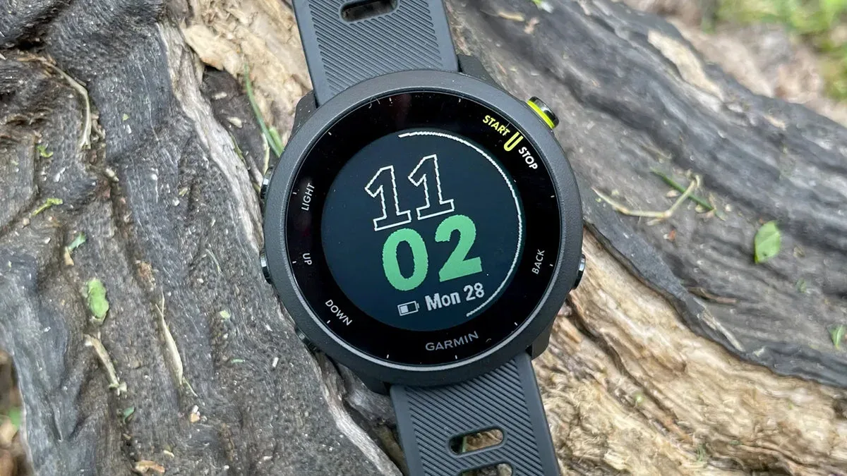 garmin forerunner 55 smartwatch image 2